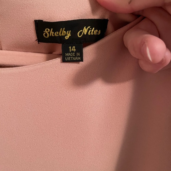 Dress - Picture 4 of 6